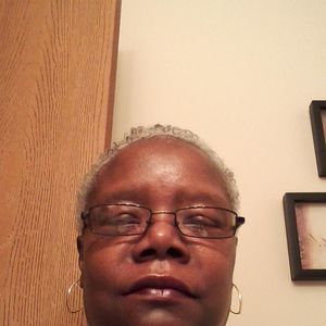 Meet your Posher, Elma